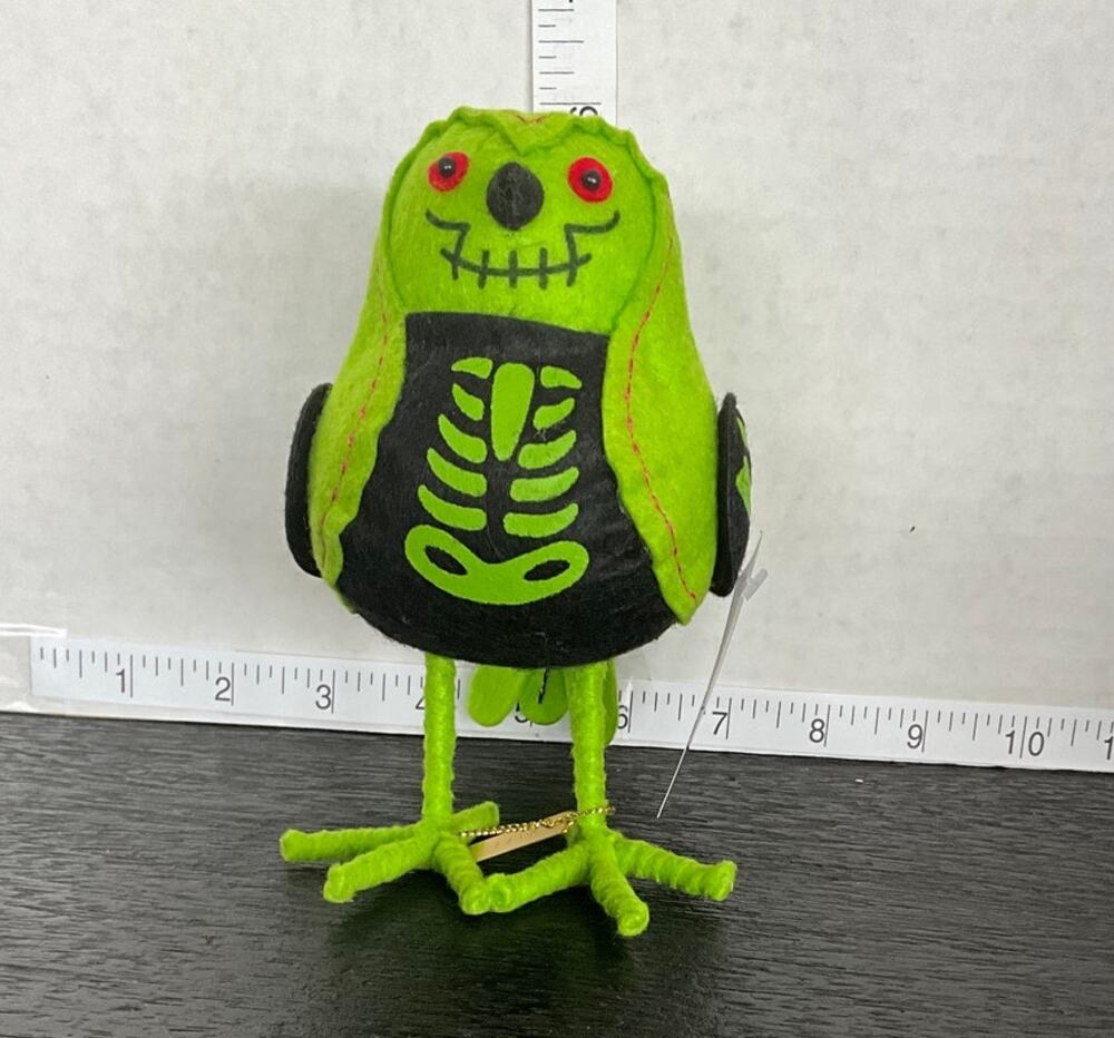 X Ray Hyde and Eek Featherly Friends NWT